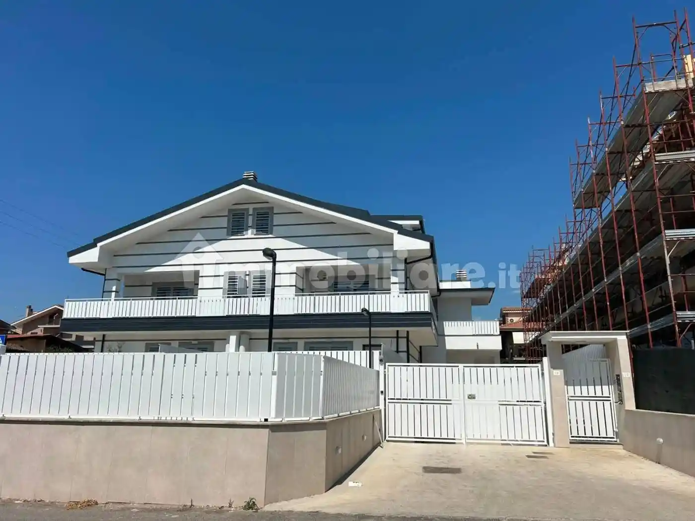Appartamento in vendita a Guidonia Montecelio