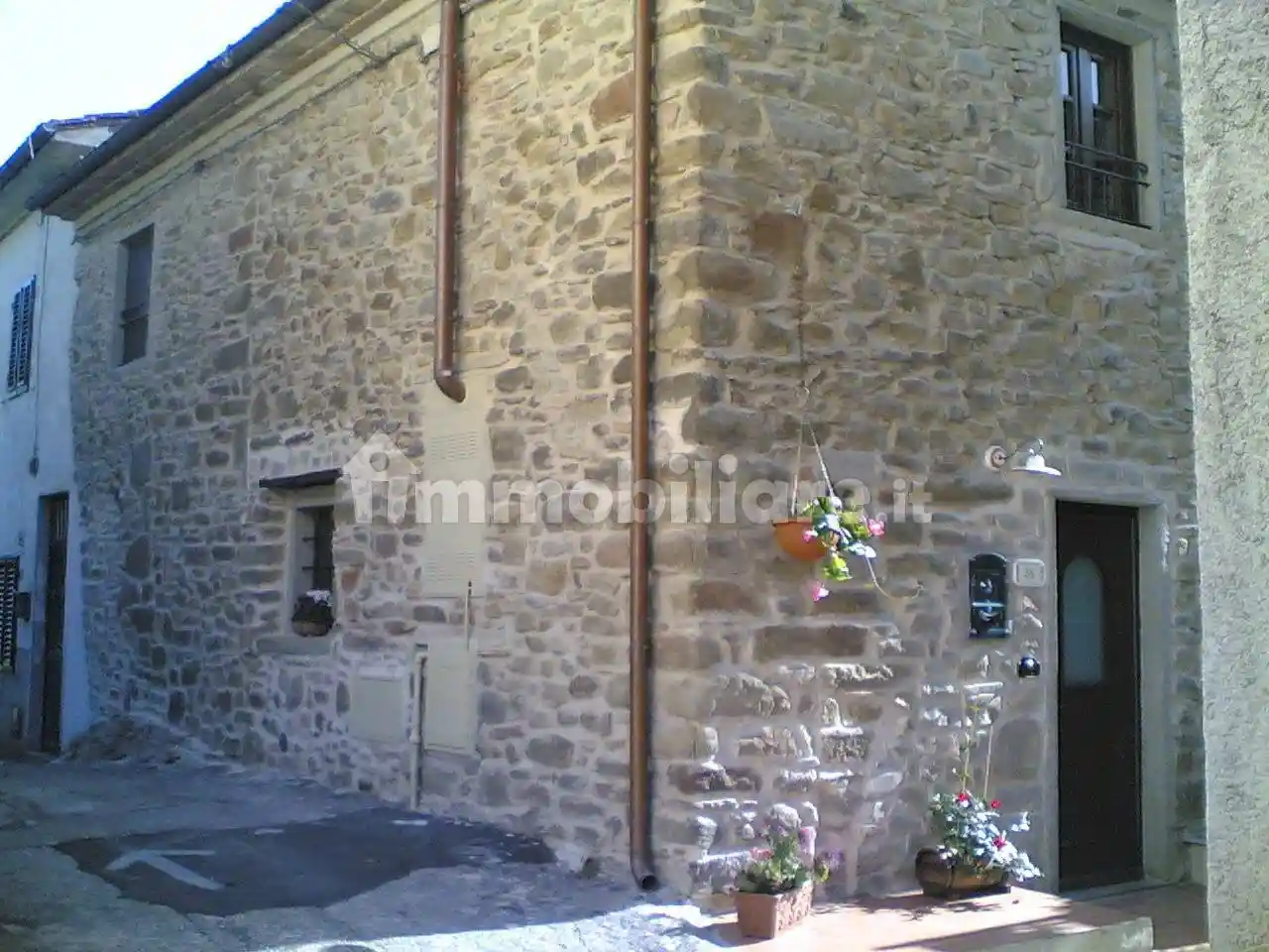 Casa indipendente in vendita a Montale