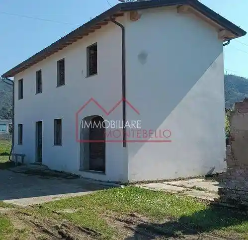 Rustico - Casale in vendita a Camaiore