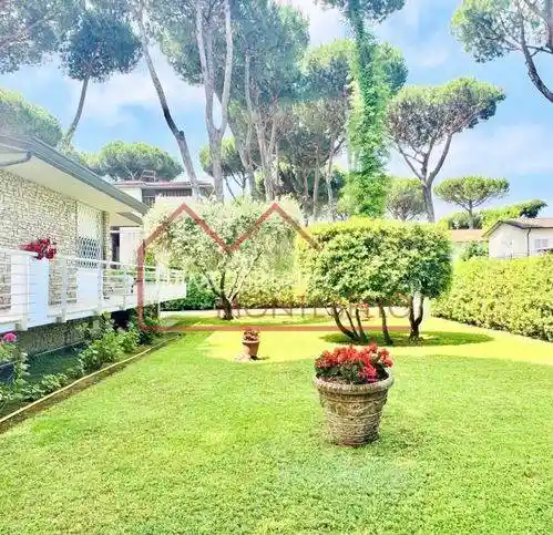 Villa in vendita a Sesta Godano
