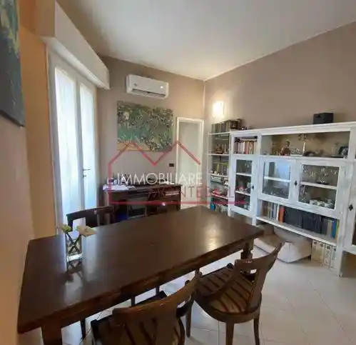 Appartamento in vendita a Viareggio