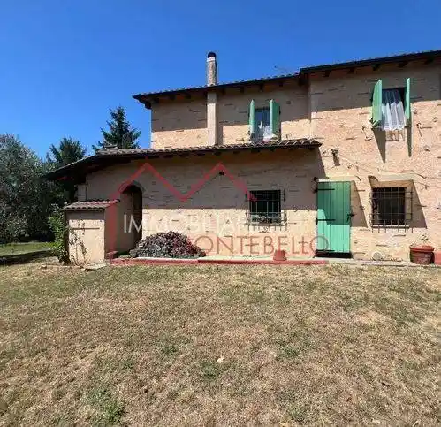 Rustico - Casale in vendita a Camaiore