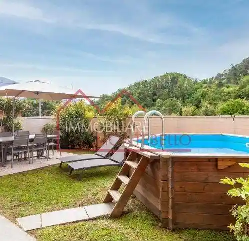Rustico - Casale in vendita a Camaiore