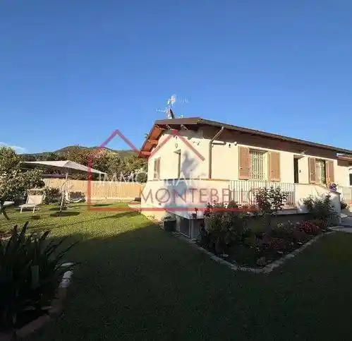 Villa in vendita a Massarosa