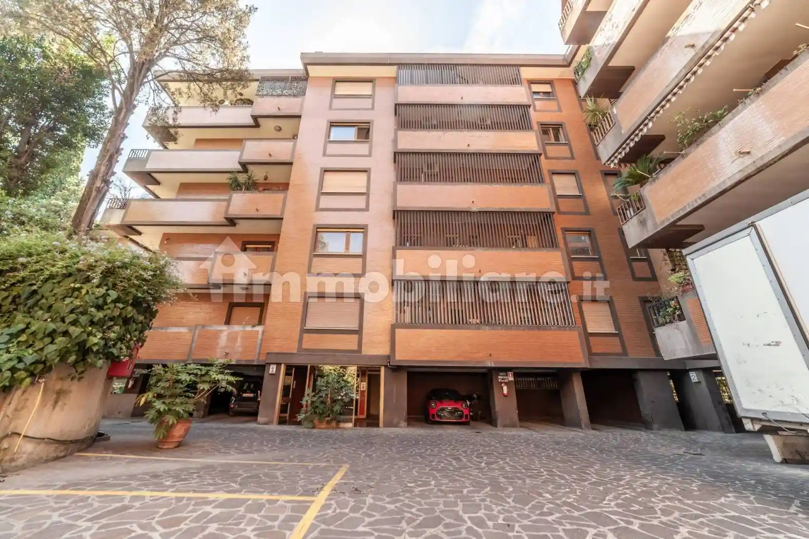 Appartamento in vendita a Roma