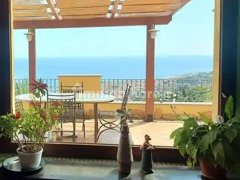 Villa in vendita a Sanremo