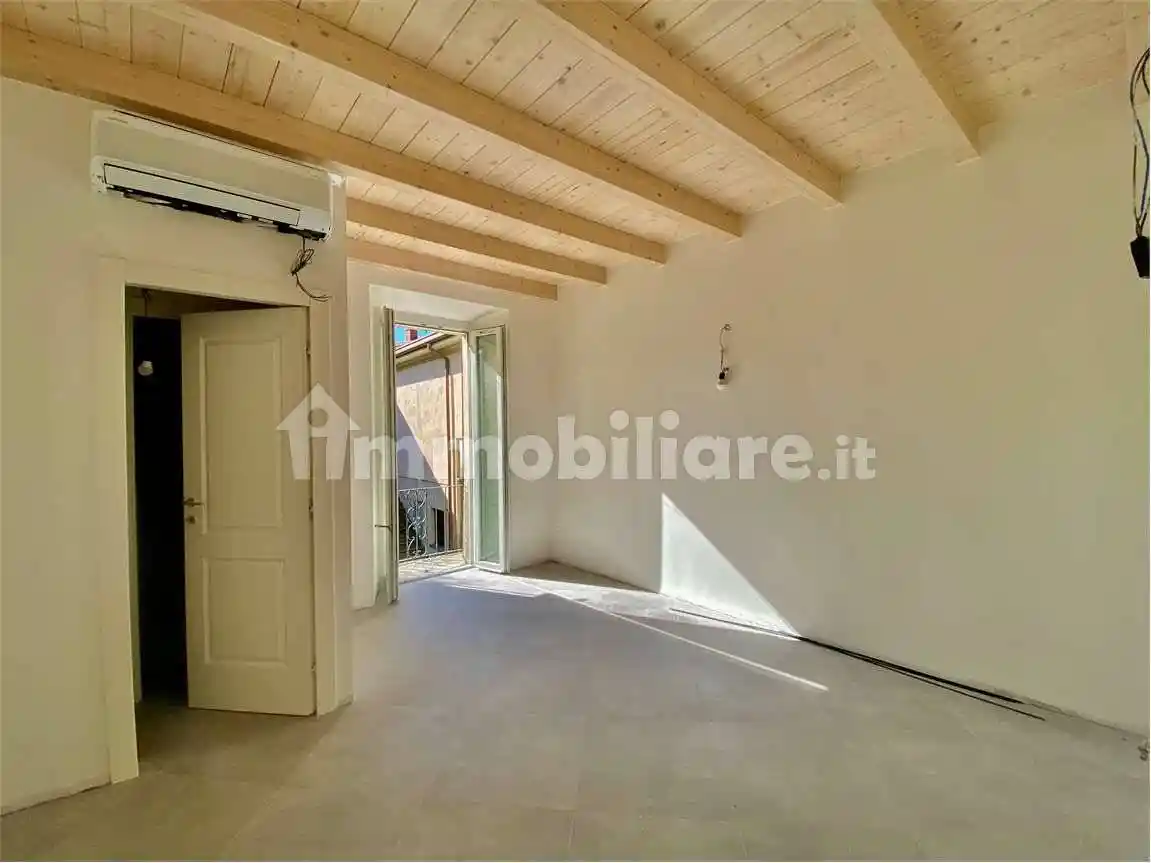 Appartamento in vendita a Sirone
