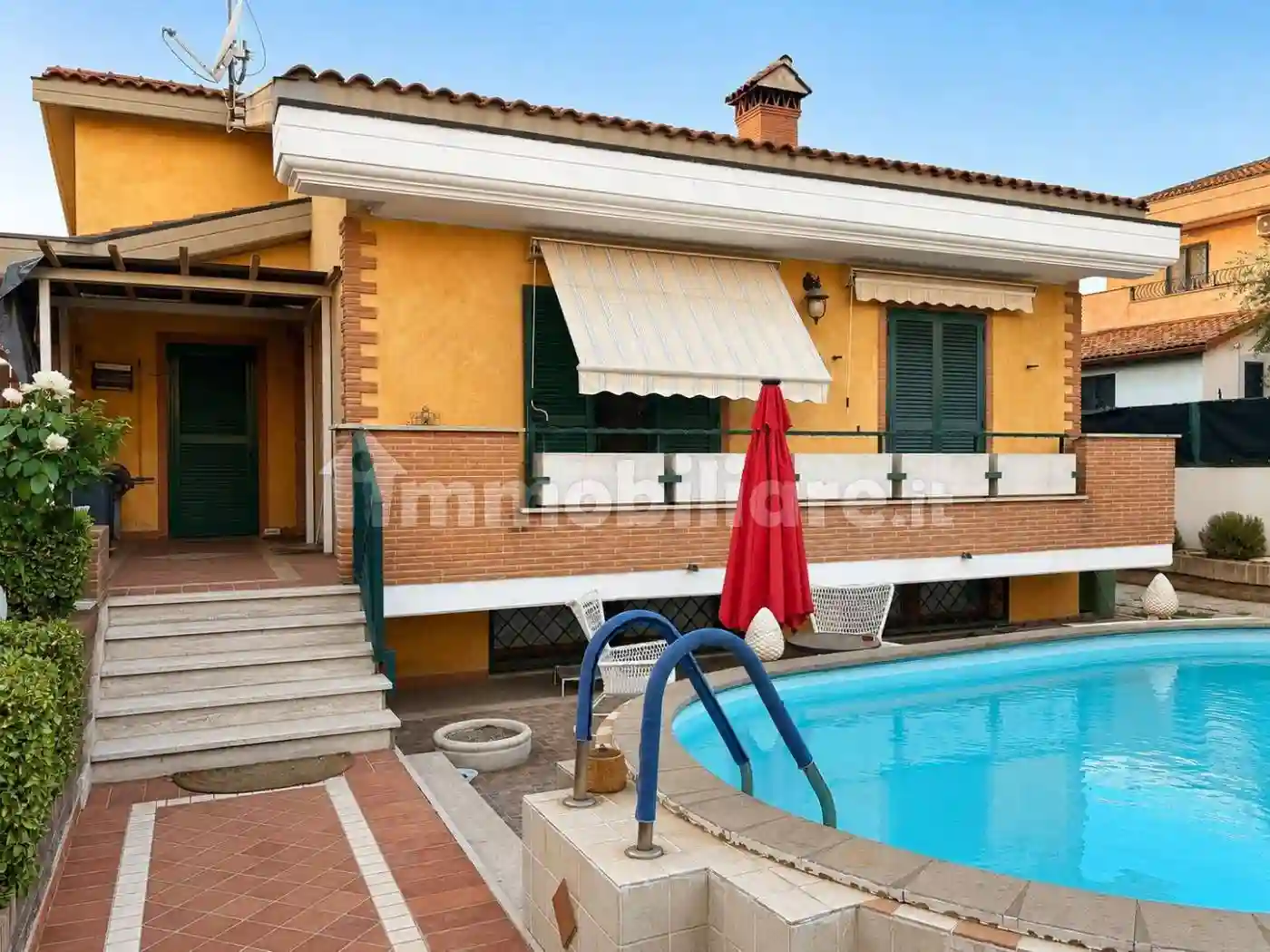 Villa - foto 2