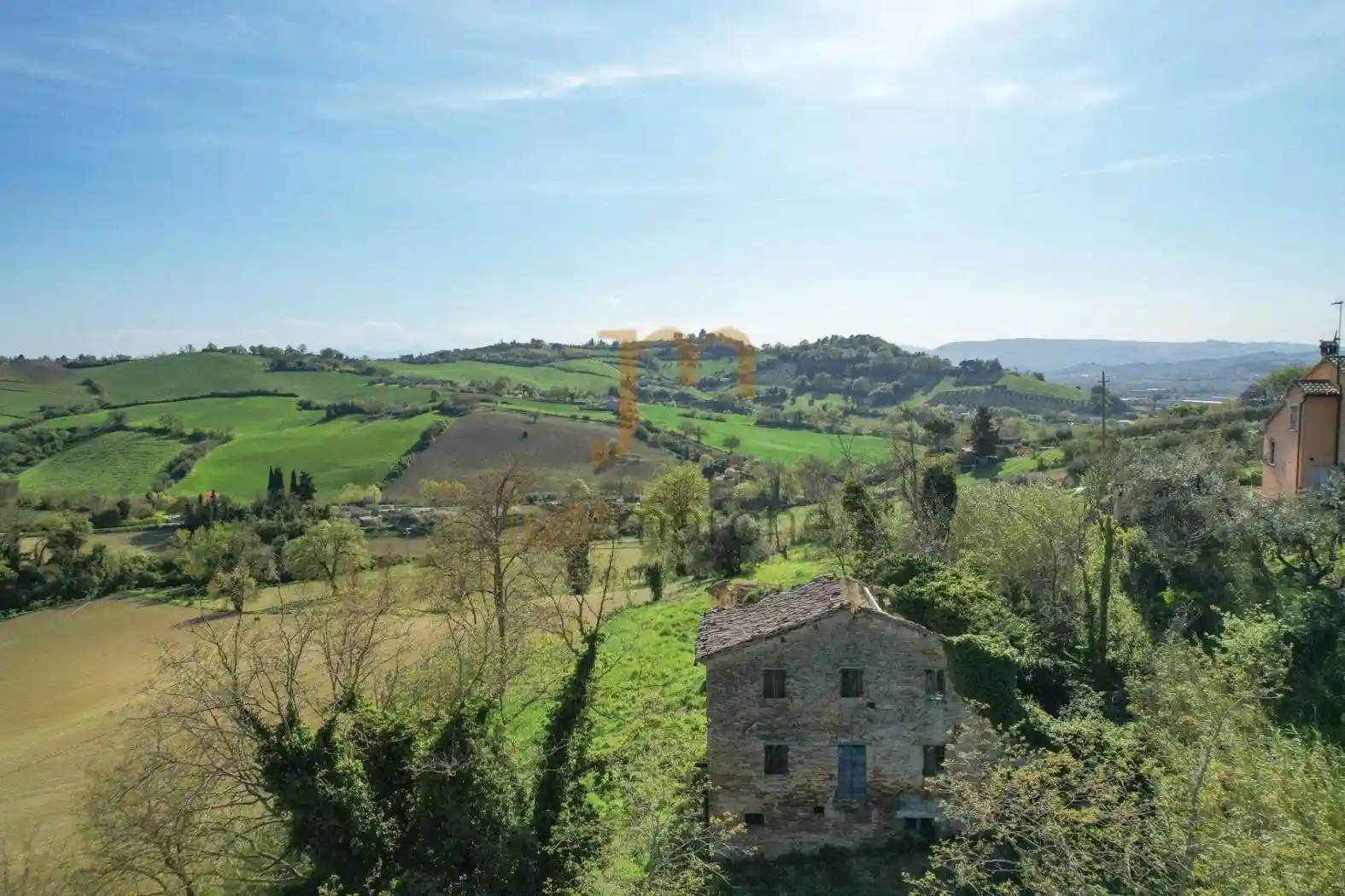 Villa in vendita a Colli al Metauro