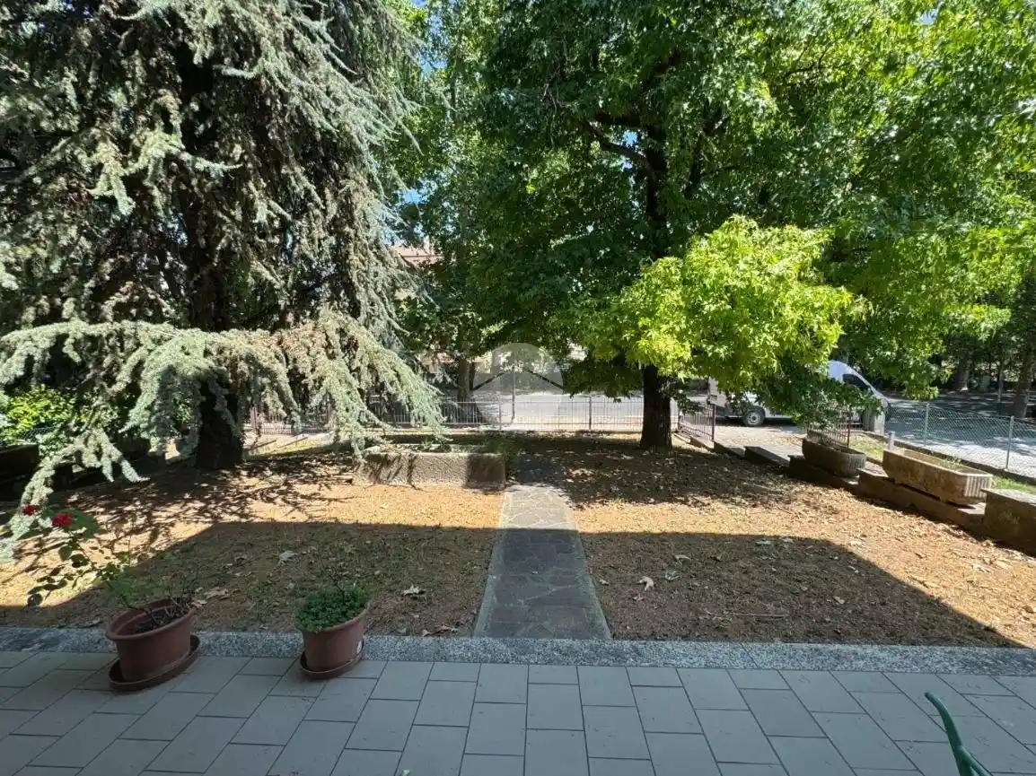 Appartamento in vendita a Montechiarugolo