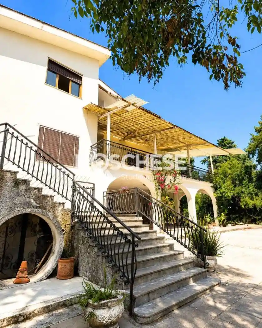 Villa in vendita a Pontecagnano Faiano