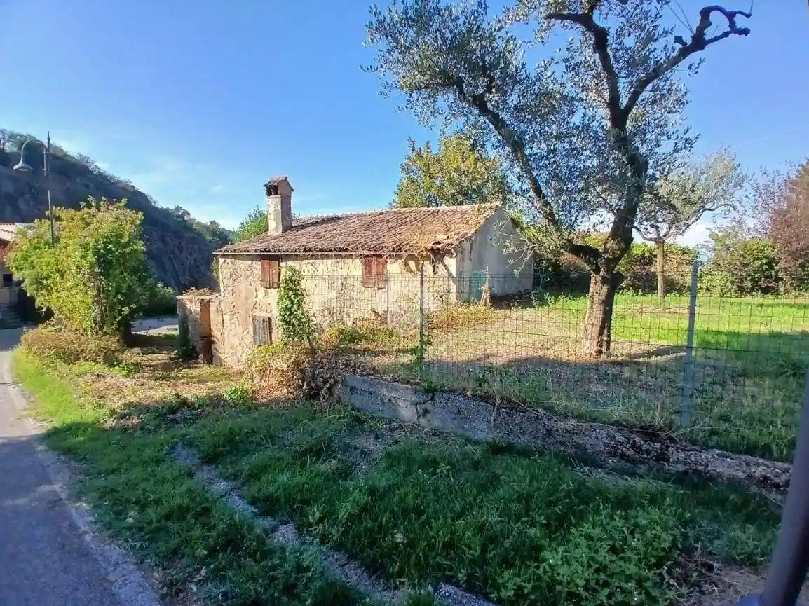 Rustico - Casale in vendita a Teolo