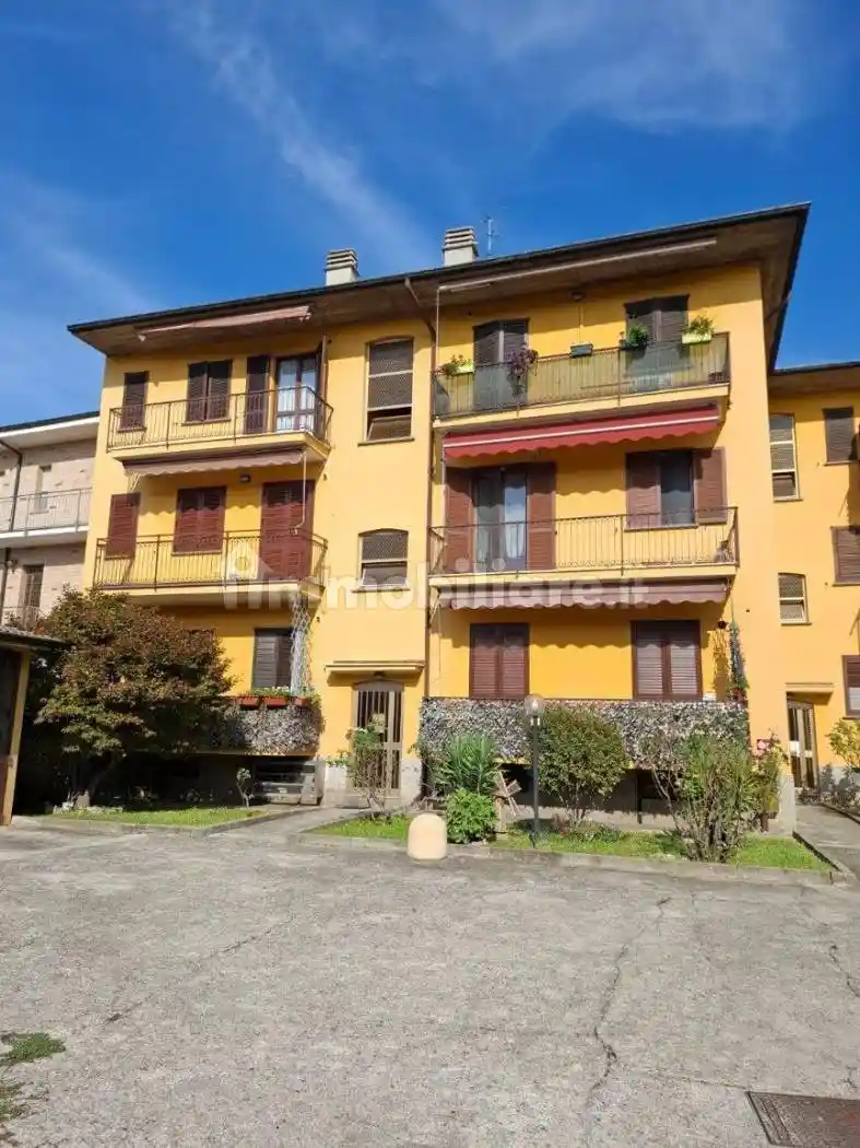 Appartamento in affitto a Carugate
