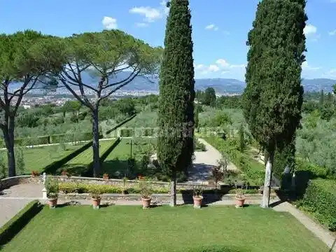 Appartamento in vendita a Firenze