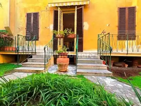 Appartamento in vendita a Firenze