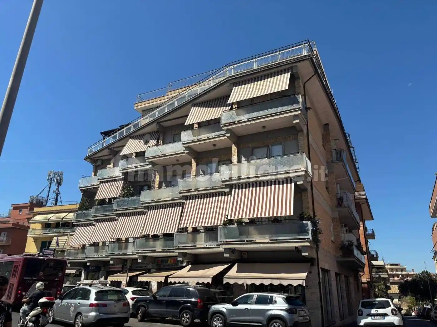 Appartamento in vendita a Roma
