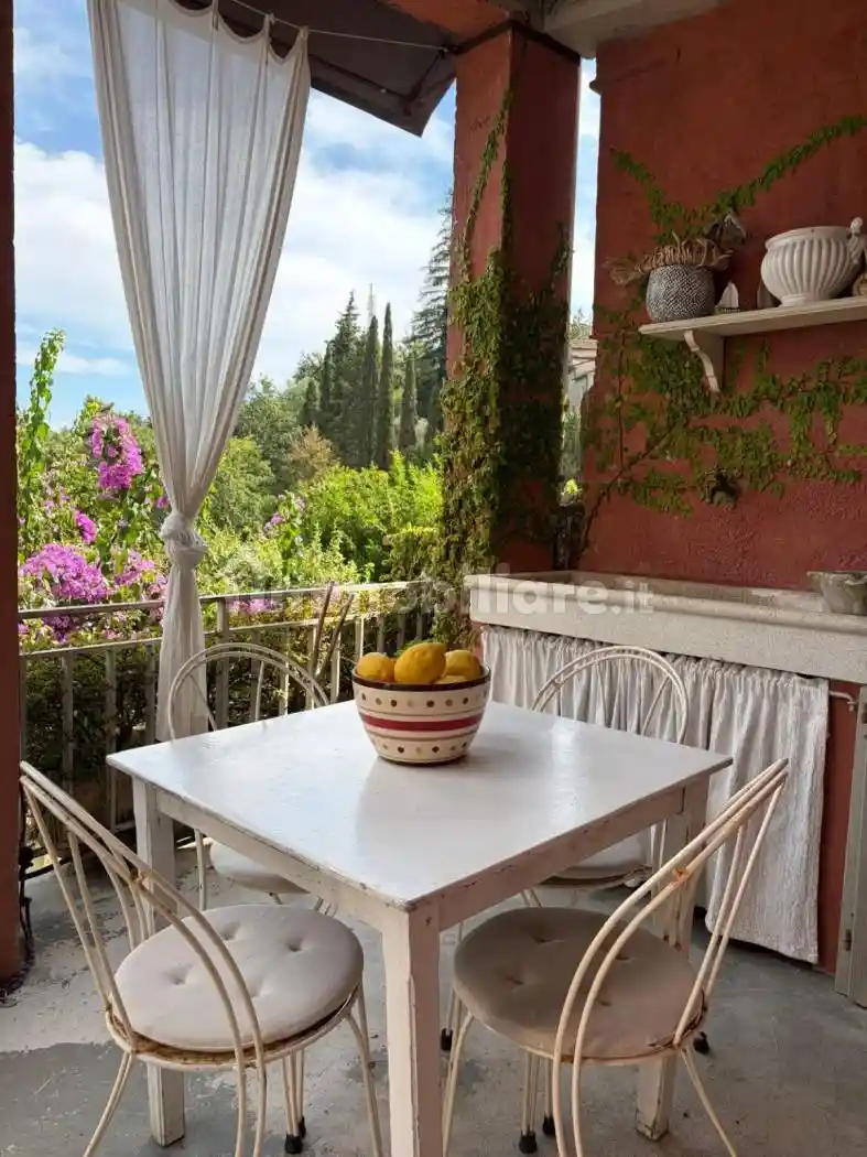 Casa indipendente in vendita a Camaiore