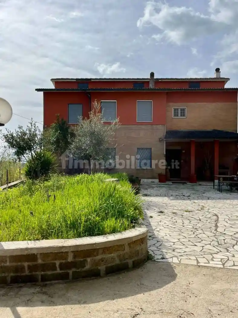 Villa in vendita a Nazzano