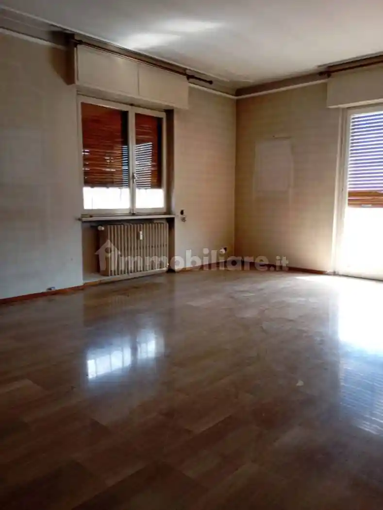 Appartamento in vendita a Vercelli