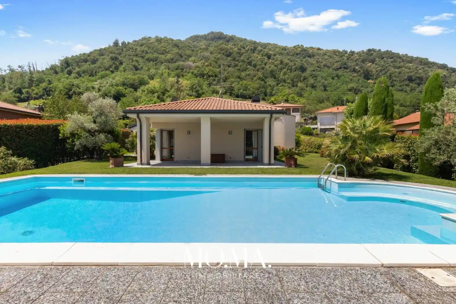 Villa in vendita a Airuno