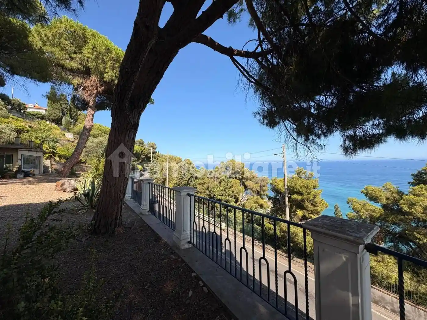 Appartamento in vendita a Imperia