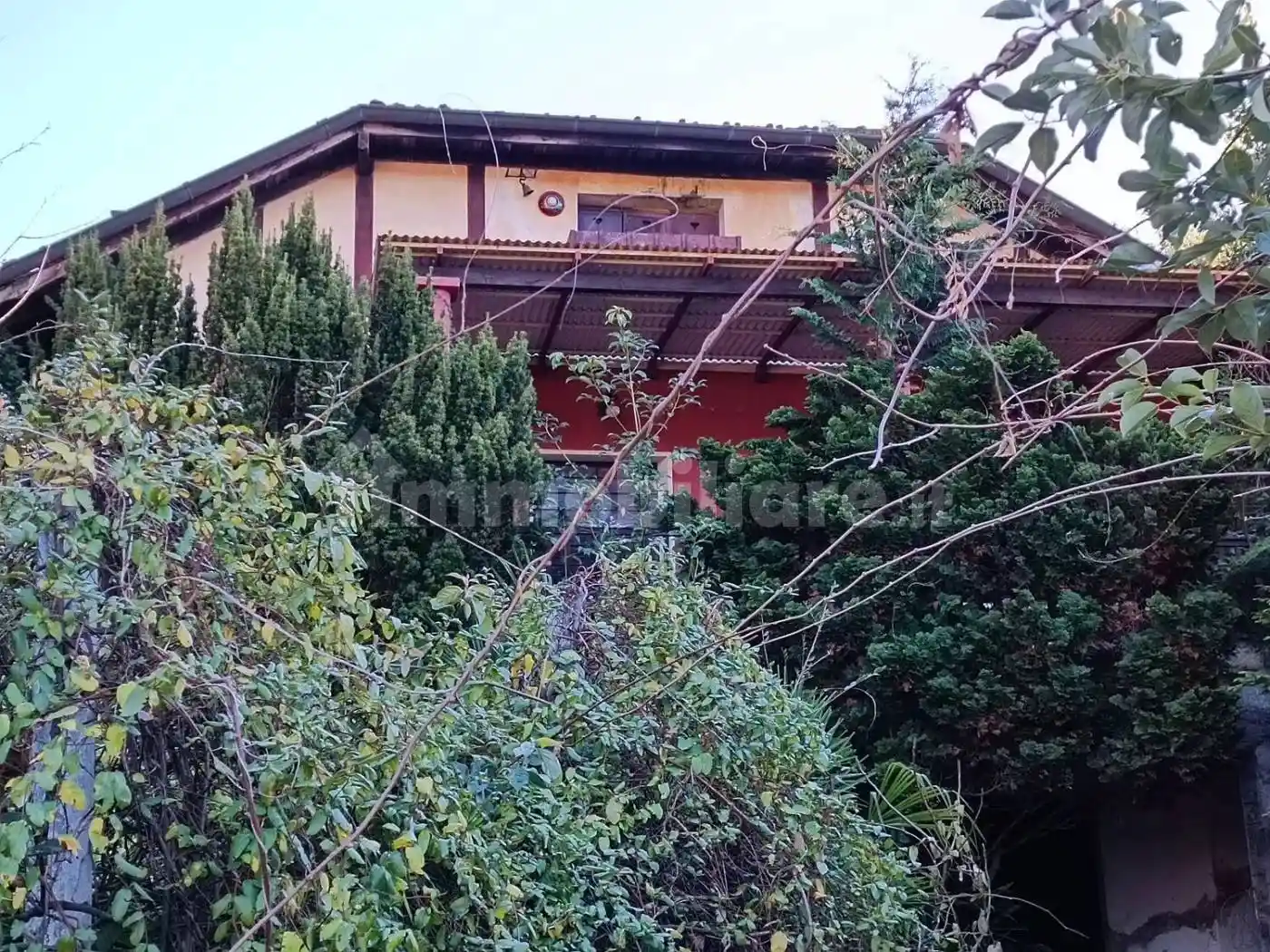Villa in vendita a Castelveccana