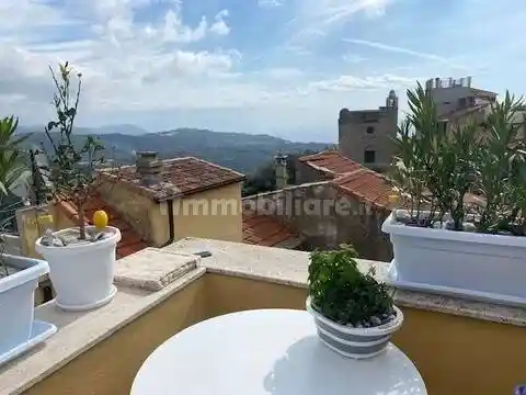 Rustico - Casale in vendita a Cipressa