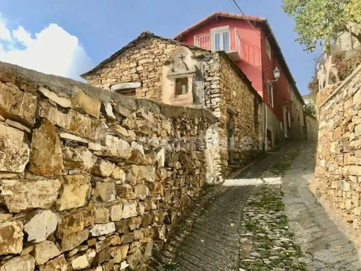 Villa in vendita a Pietrabruna
