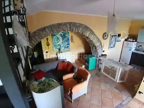 Rustico - Casale in vendita a Cipressa