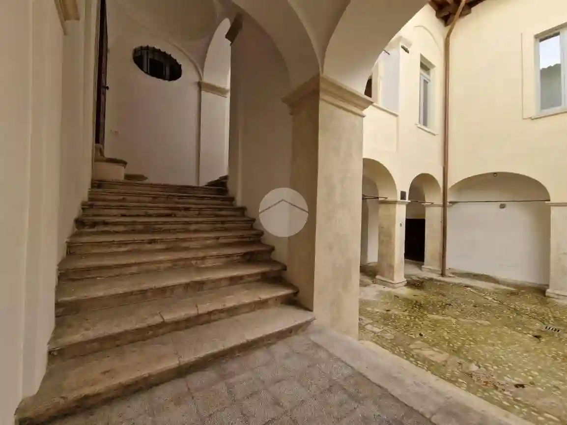 Palazzo - Edificio - foto 3