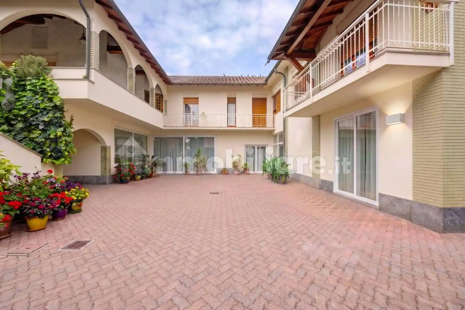 Villa in vendita a Tradate