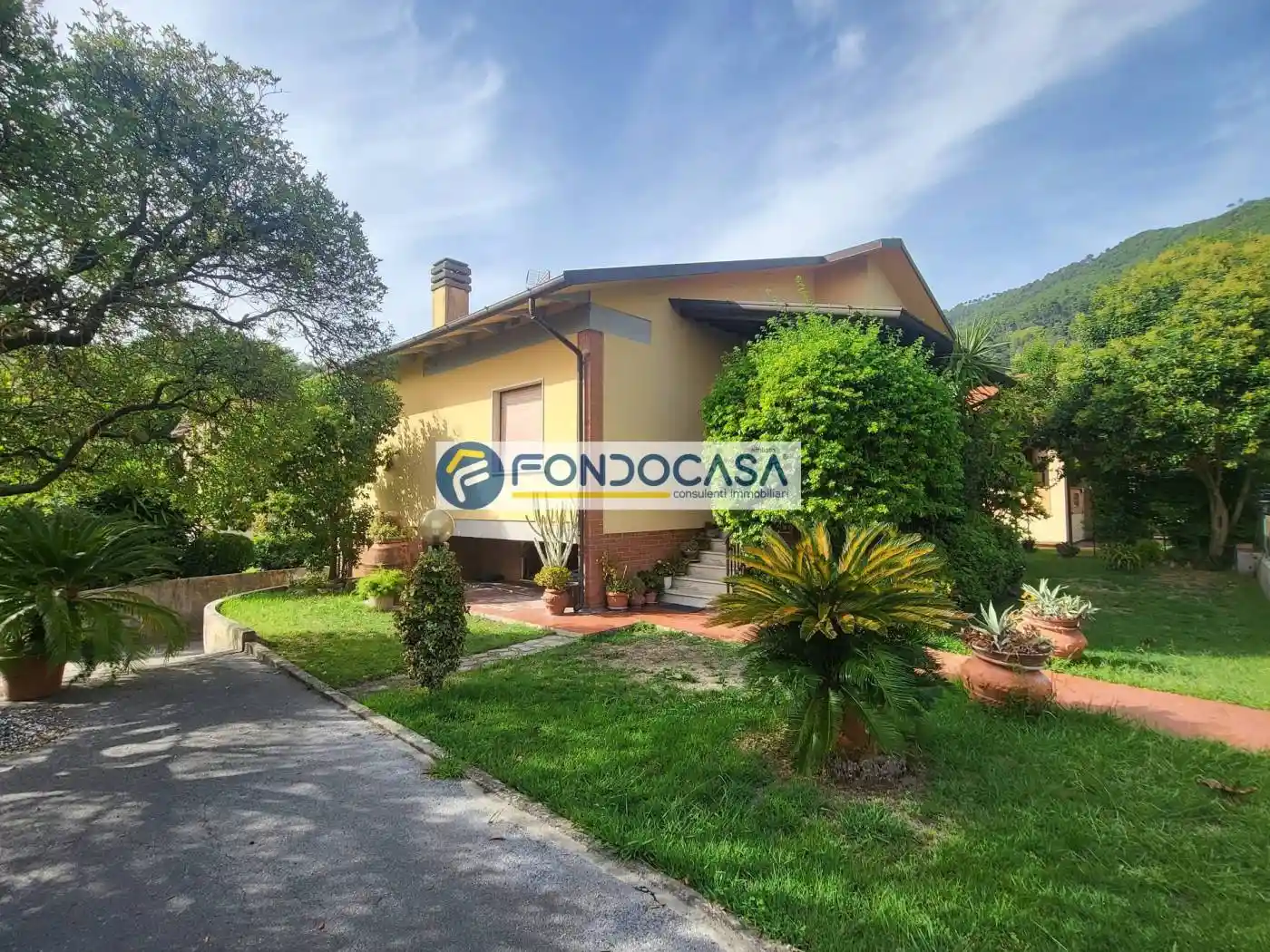 Villa in vendita a Seravezza