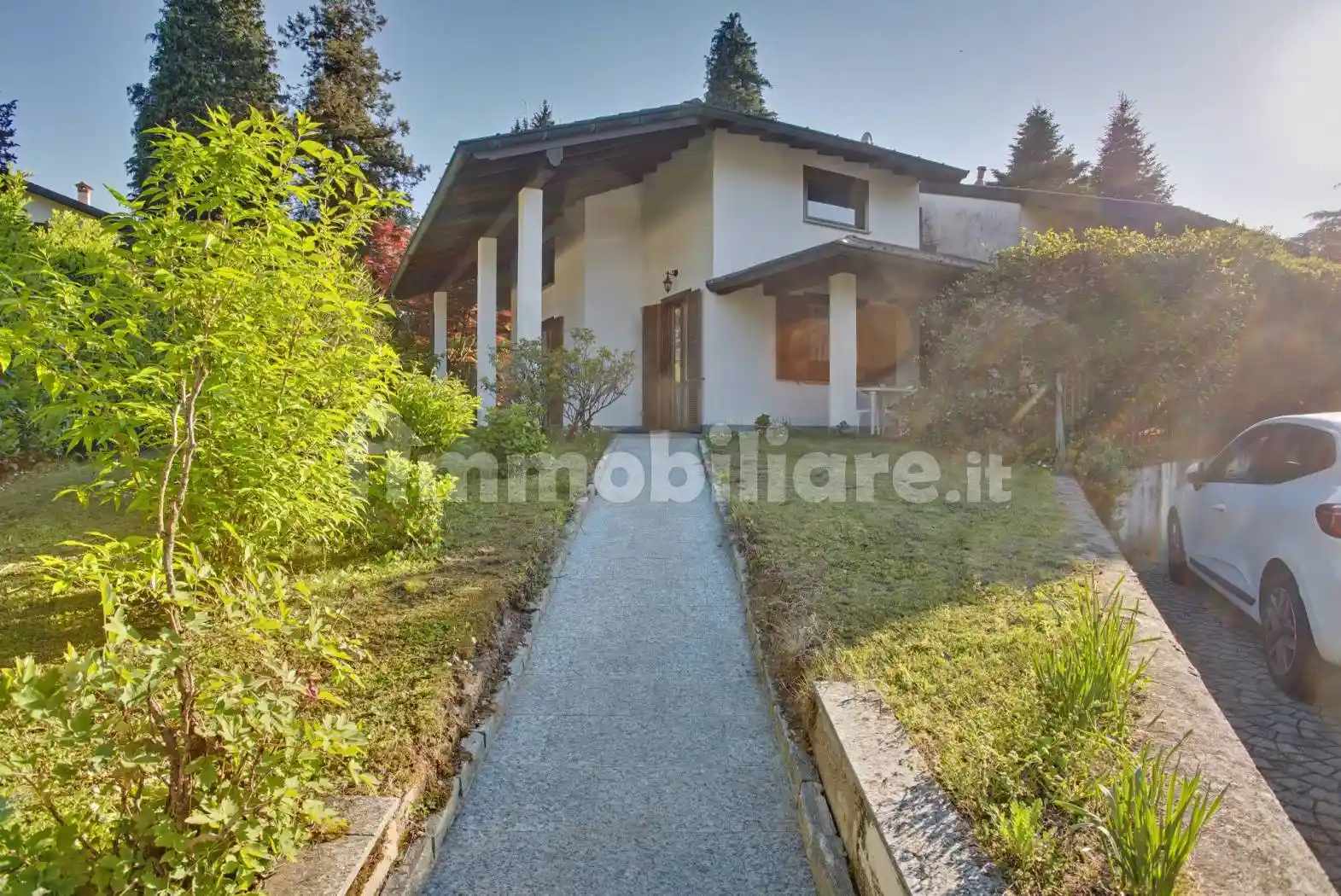 Villa in vendita a Varese