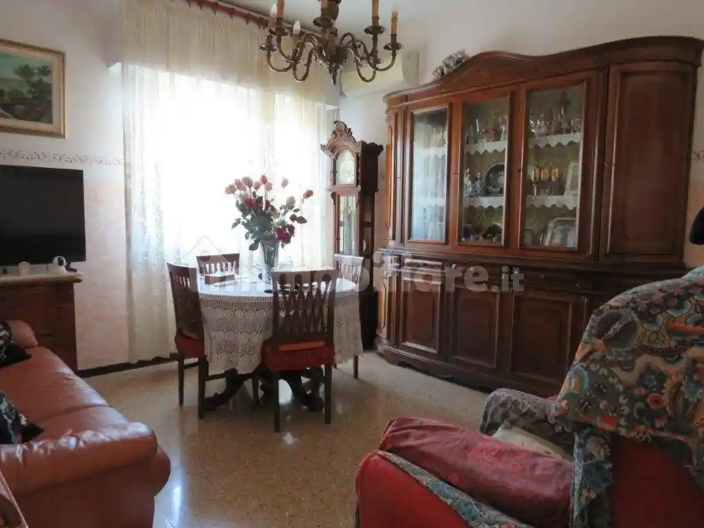 Appartamento in vendita a Bologna