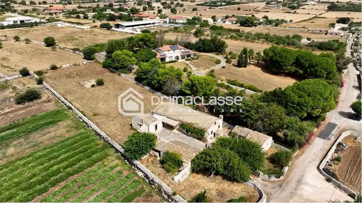 Casa indipendente in vendita a Modica