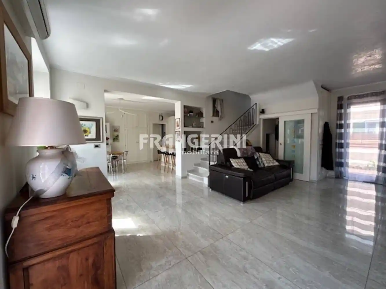 Villa in vendita a Livorno