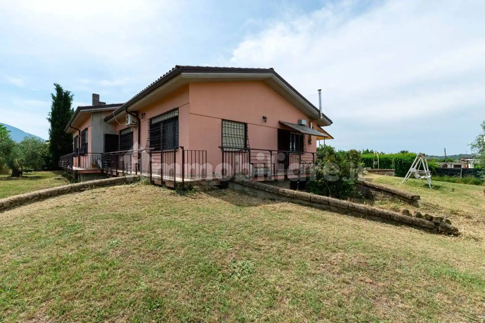 Villa in vendita a Palombara Sabina