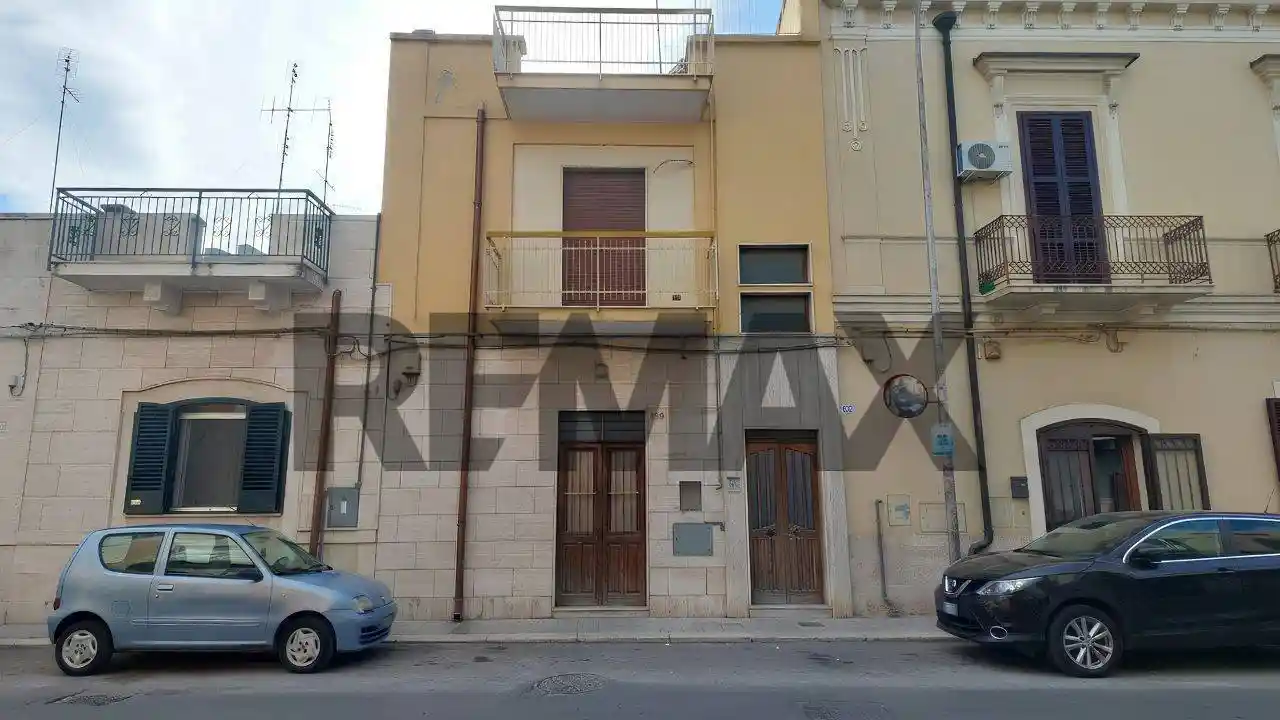 Casa indipendente in vendita a Bari