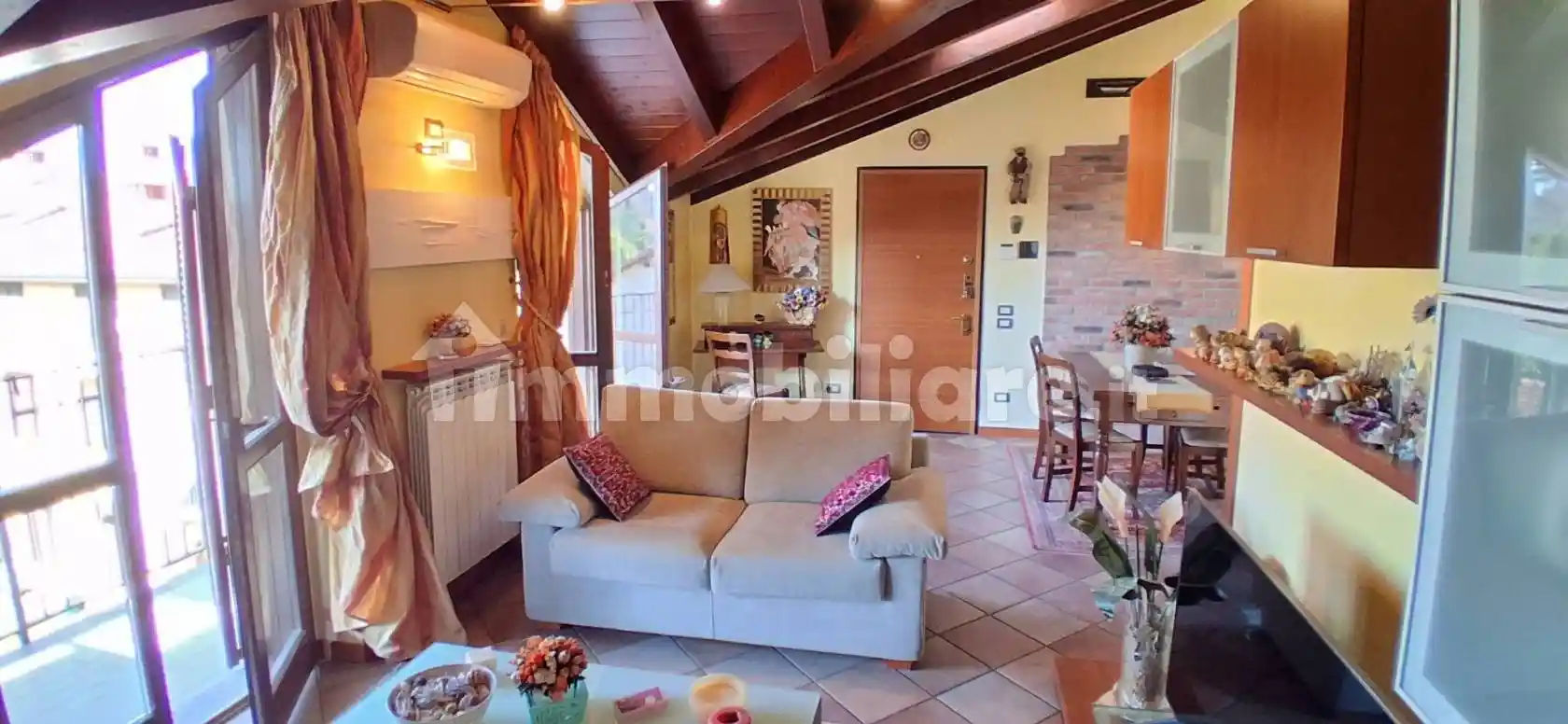 Appartamento in vendita a Robbiate