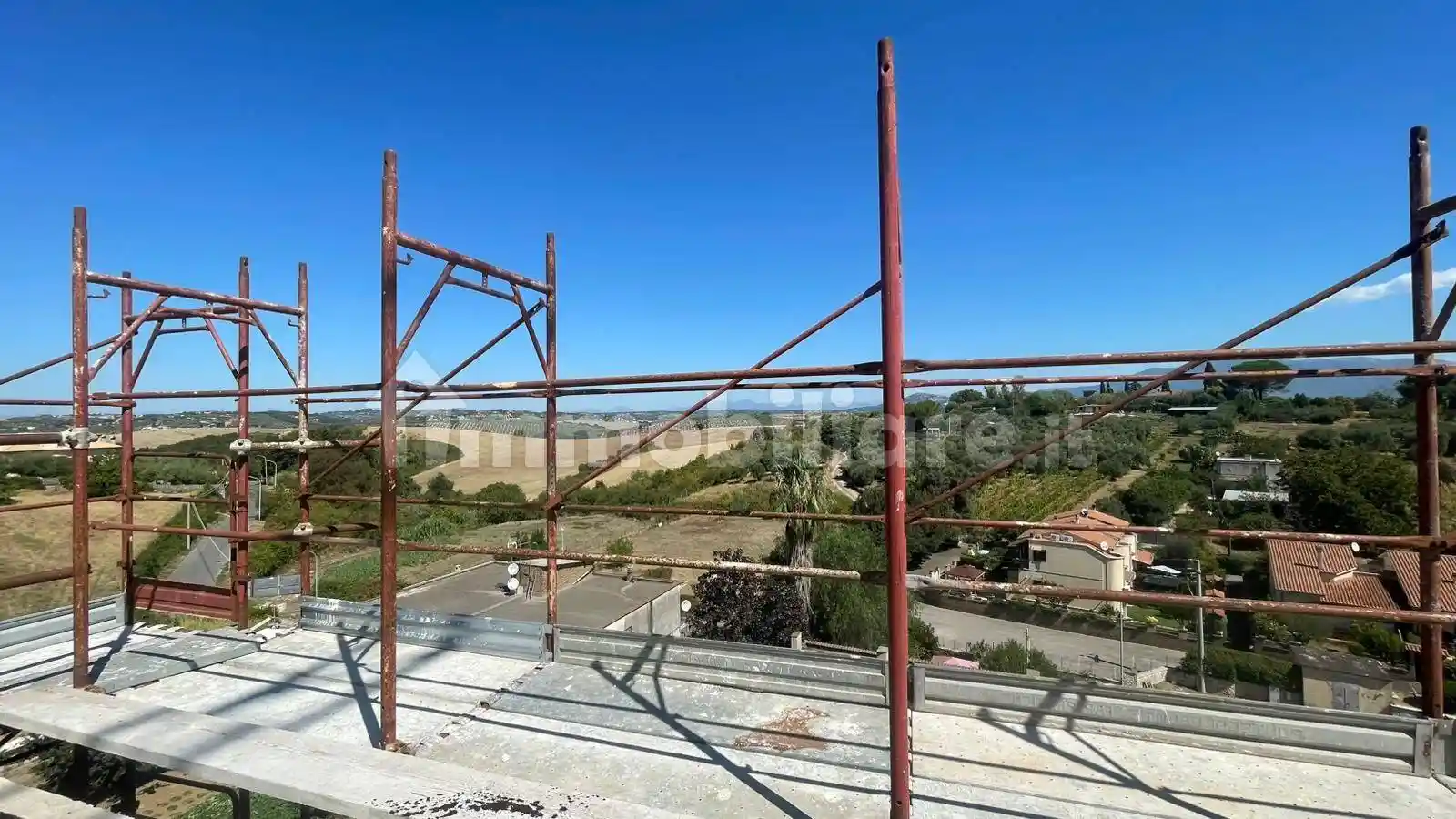 Appartamento in vendita a Guidonia Montecelio
