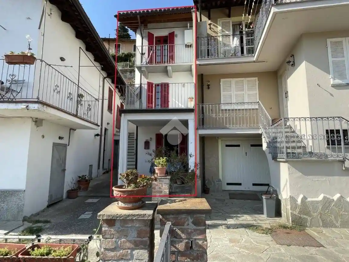 Casa indipendente in vendita a Canelli