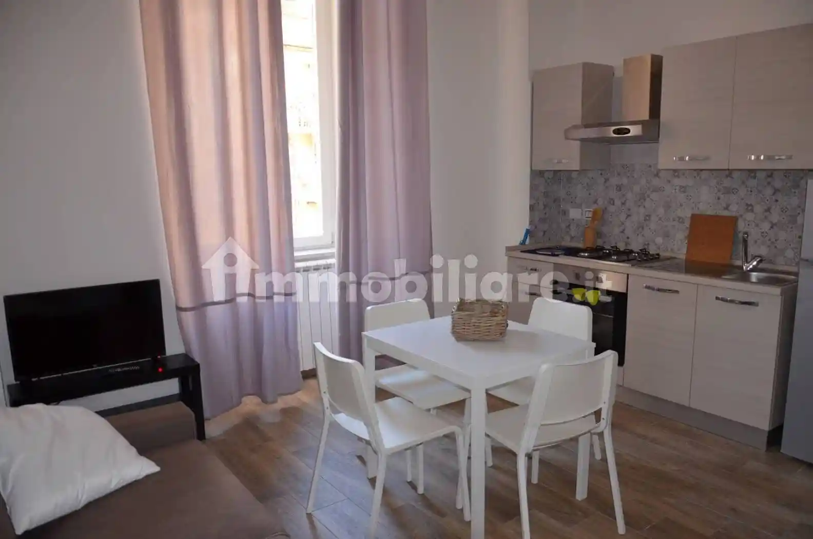 Appartamento in affitto a Napoli