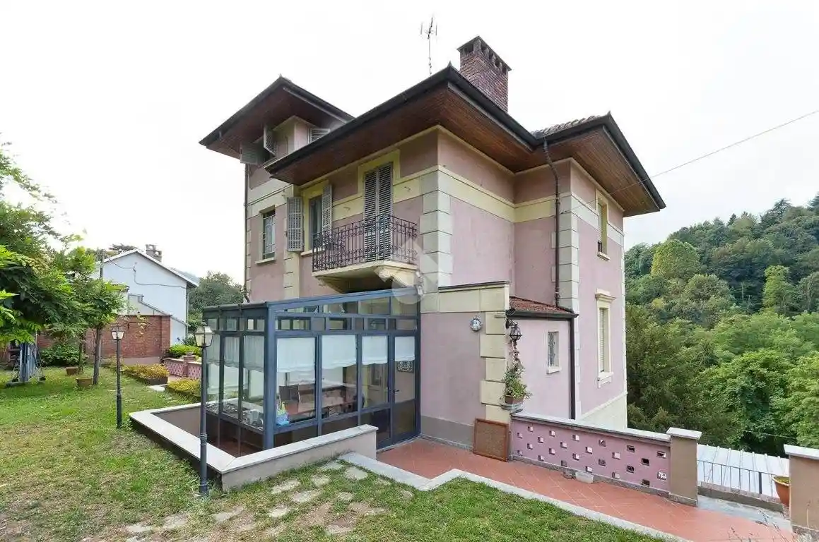 Villa in vendita a Torino