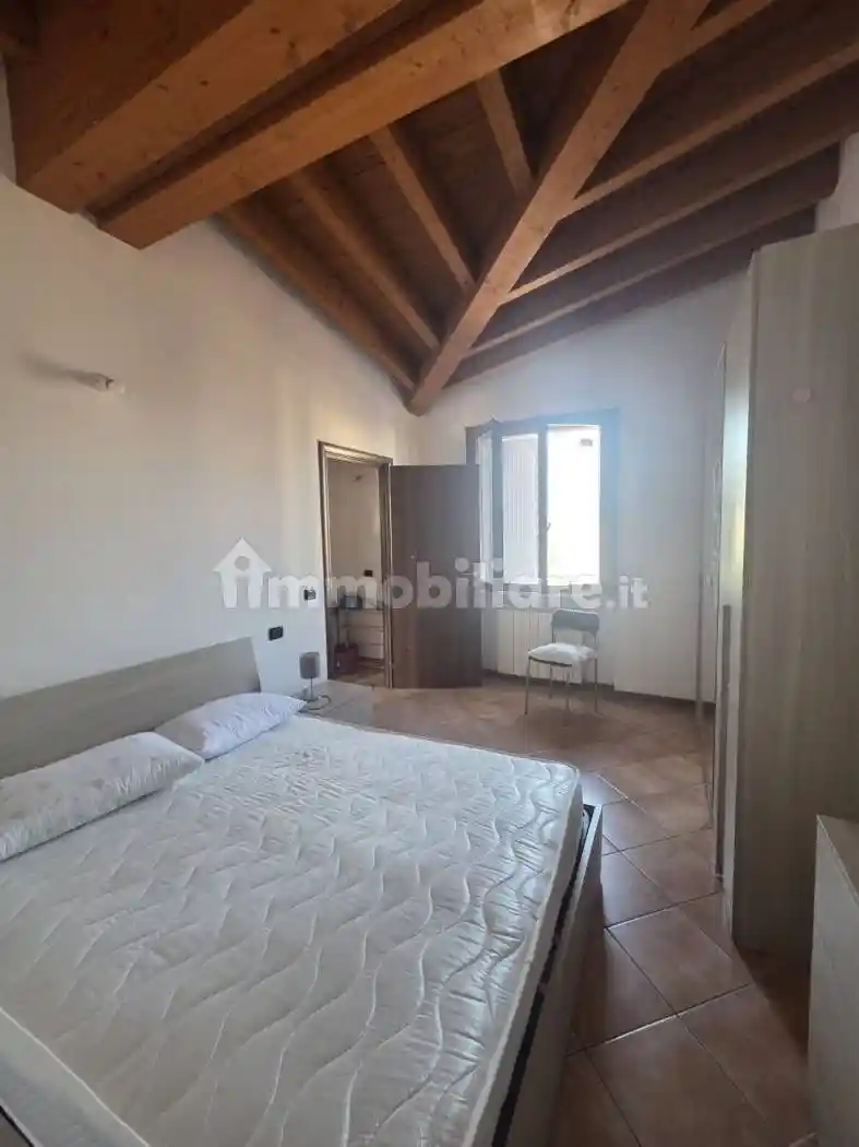 Appartamento in affitto a Castelvetro Piacentino