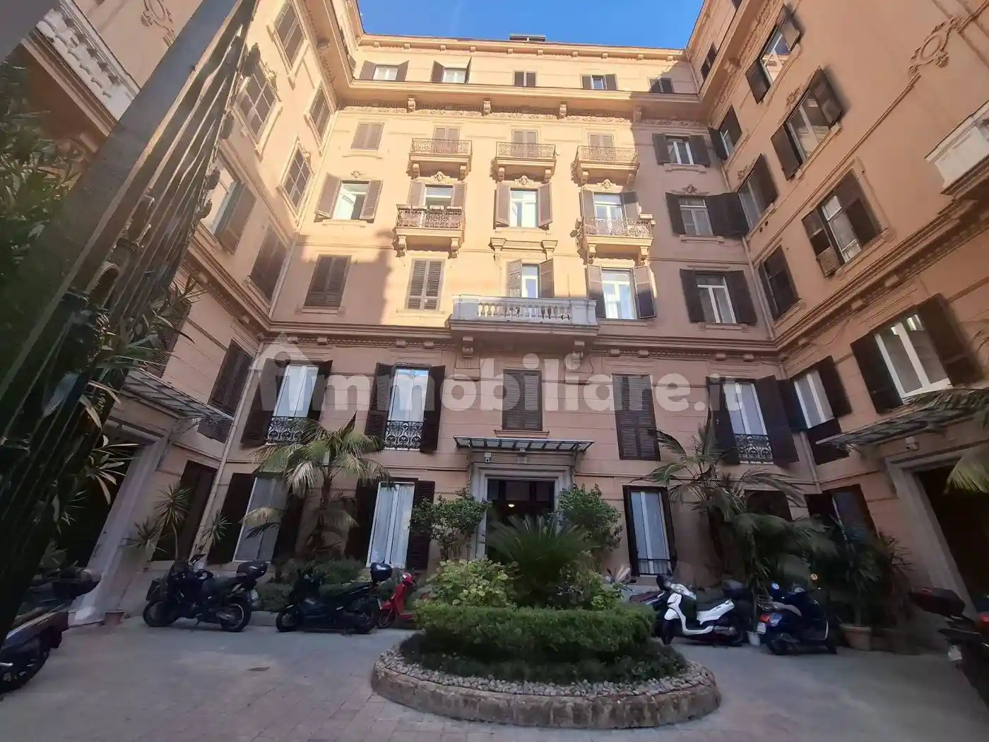Appartamento in affitto a Napoli