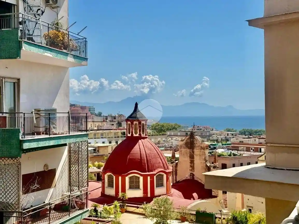 Appartamento in affitto a Napoli