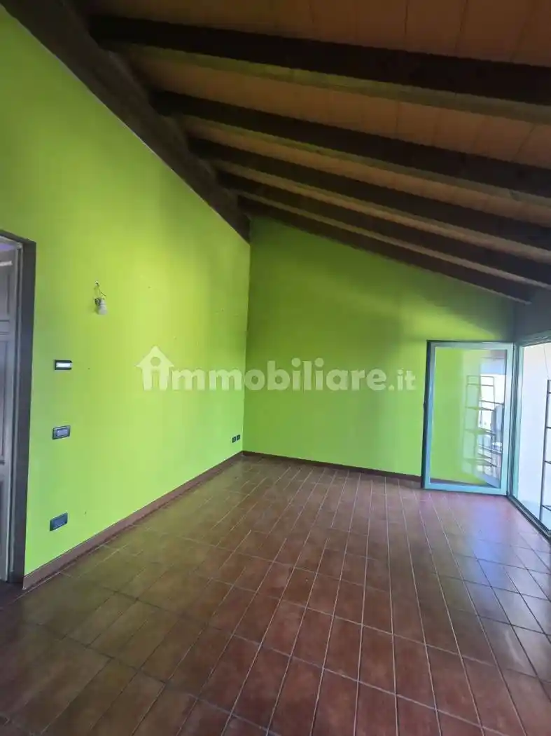 Appartamento in affitto a Castelvetro Piacentino