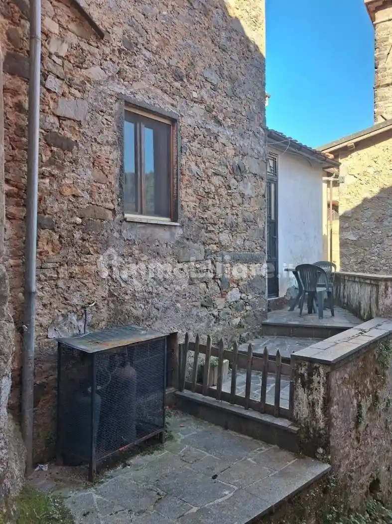 Appartamento in vendita a Borgo a Mozzano
