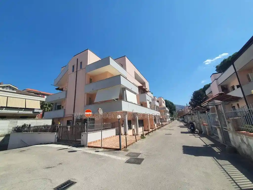 Appartamento in vendita a Caserta