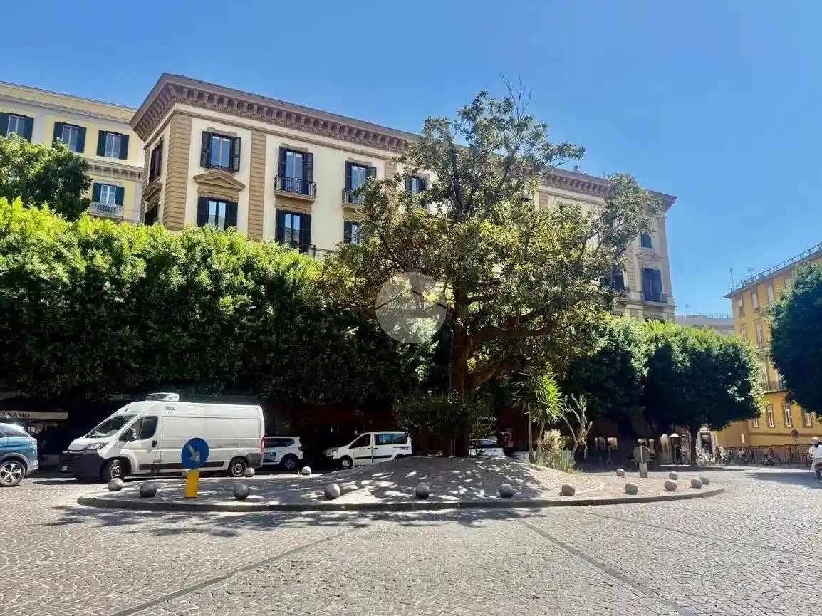 Appartamento in affitto a Napoli